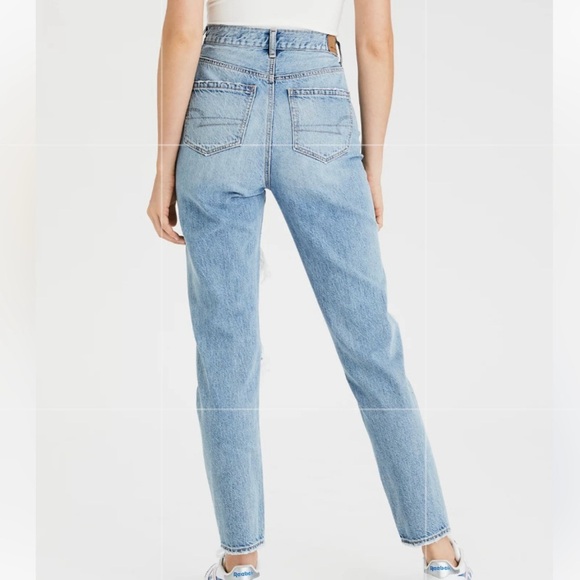 American Eagle Highest Rise Mom Jeans Women’s 00 Blue Distressed Ripped Comfort - Picture 2 of 14